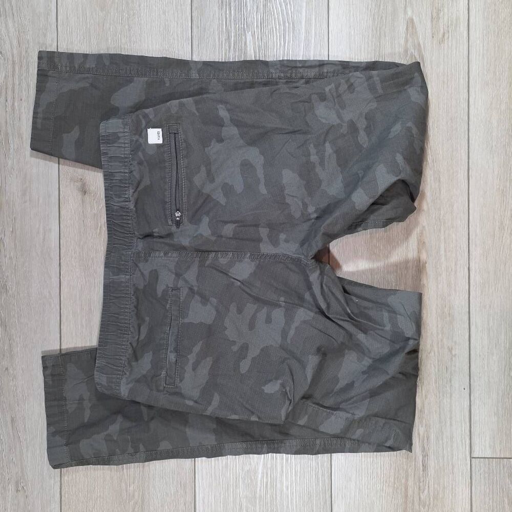 Vuori Ripstop Pants - Picture 3 of 4